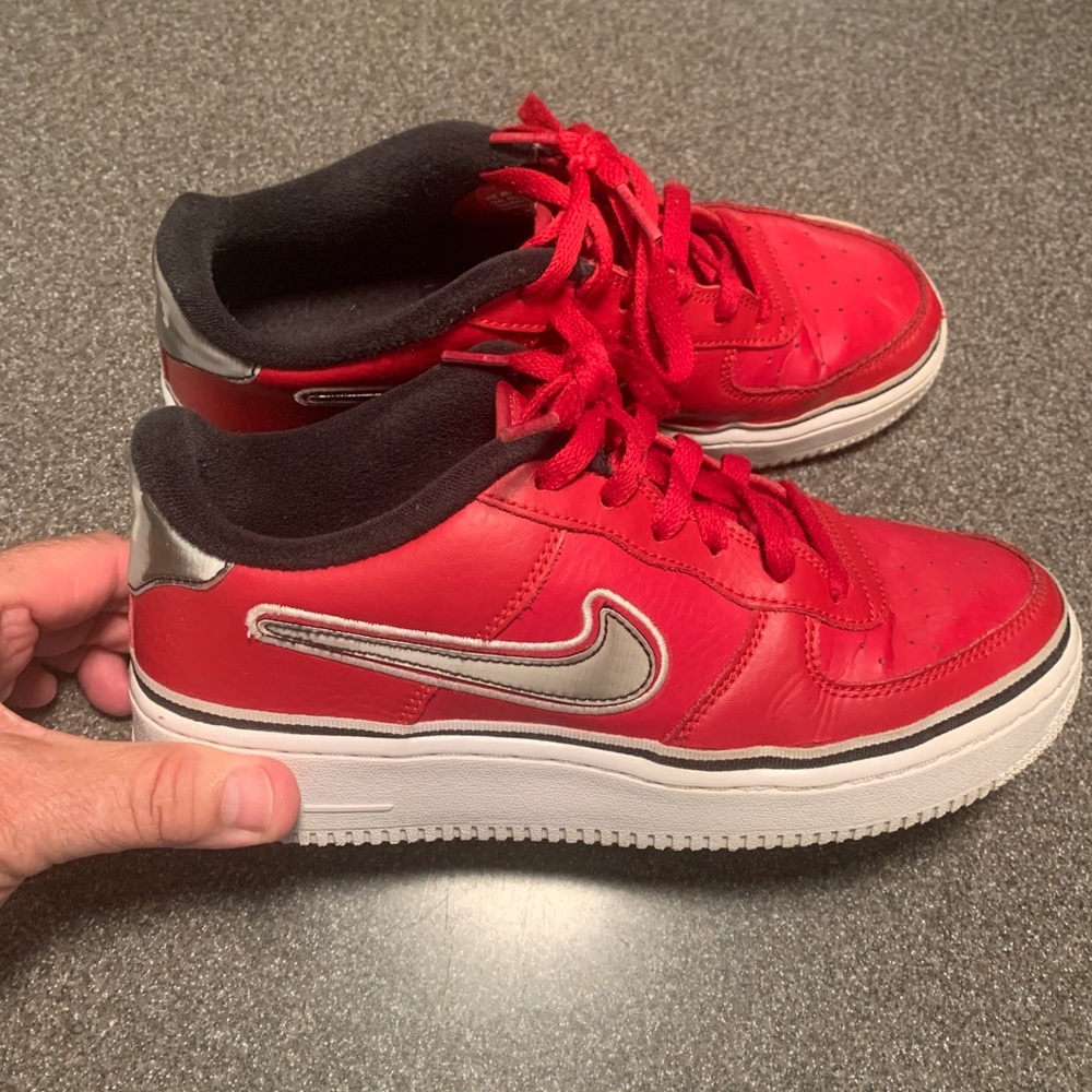 Nike Air Force One Youth Size 7 AF-1 NBA Great Colors